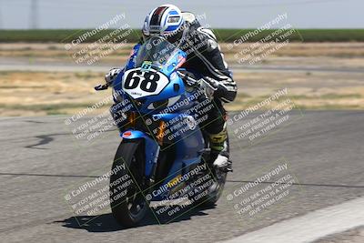 media/Aug-04-2024-TrackDaz (Sun) [[e1ff0814b6]]/Group B/1220pm (Wheelie Bump)/